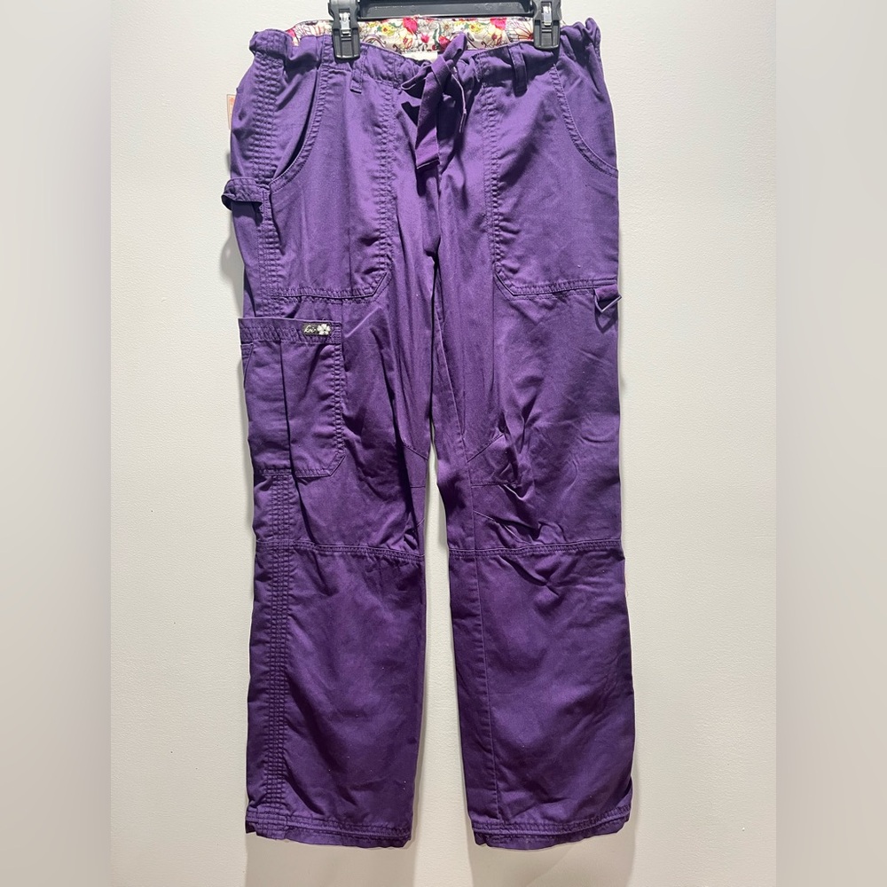 Kathy Paterson Women’s Purple Cargo Small Scrubs Pants